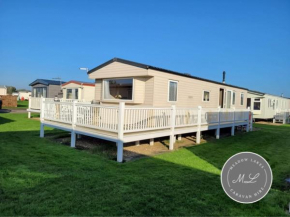 Meadow View 81 - Golden Palm, Central Heating, WiFi, pet friendly - Meadow Lakes Caravan & Lodge Hire